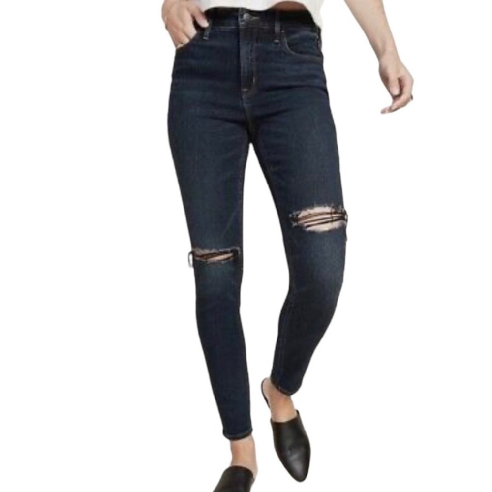 NWT Old Navy Rockstar Super Skinny High Rise Dark Wash Distressed Jeans Size 6